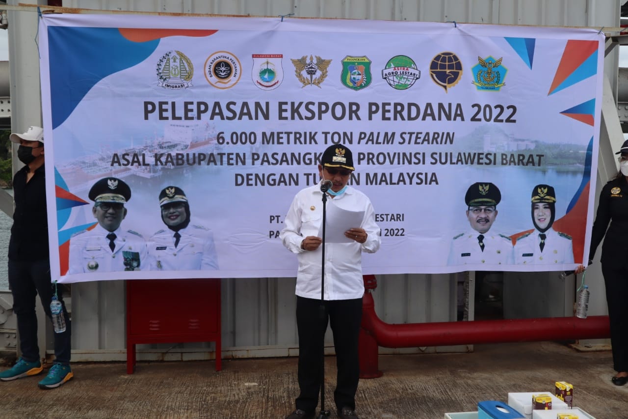 Yaumil Ambo Djiwa Lepas Ekspor Perdana 2022, 6.000 Metrik Ton Palm Stearin